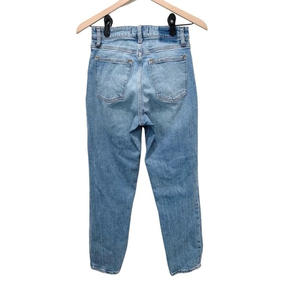 Abercrombie & Fitch The Mom High Rise Jeans - Picture 3 of 7